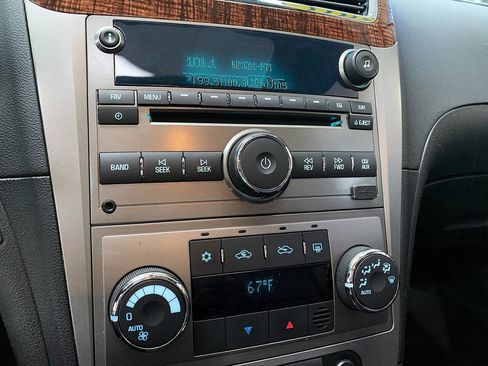 Used 2011 Chevrolet Malibu LTZ w/ HFV6 Engine Package FWD image 16