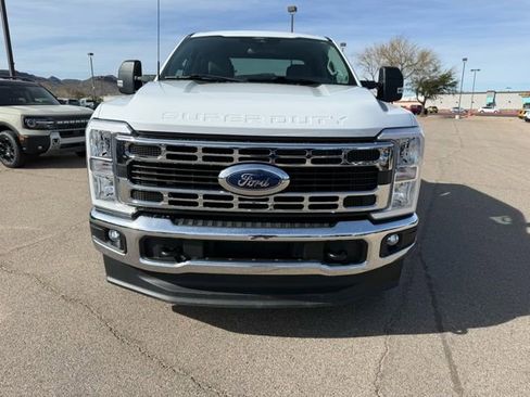 Used 2024 Ford F250 XLT image 3
