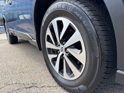 Used 2022 Subaru Outback Premium image 23