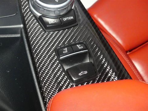 Used 2017 BMW M4 Convertible RWD image 38