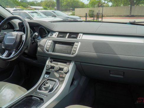 Used 2016 Land Rover Range Rover Evoque HSE Dynamic image 17