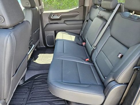 New 2026 GMC Sierra 1500 SLT w/ SLT Premium Package AWD/4WD image 15