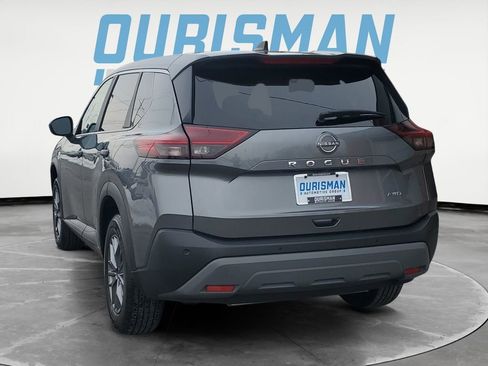 Used 2023 Nissan Rogue S image 4