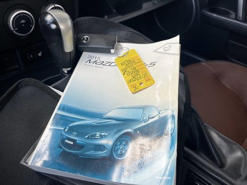 Used 2015 MAZDA MX-5 Miata Grand Touring image 25