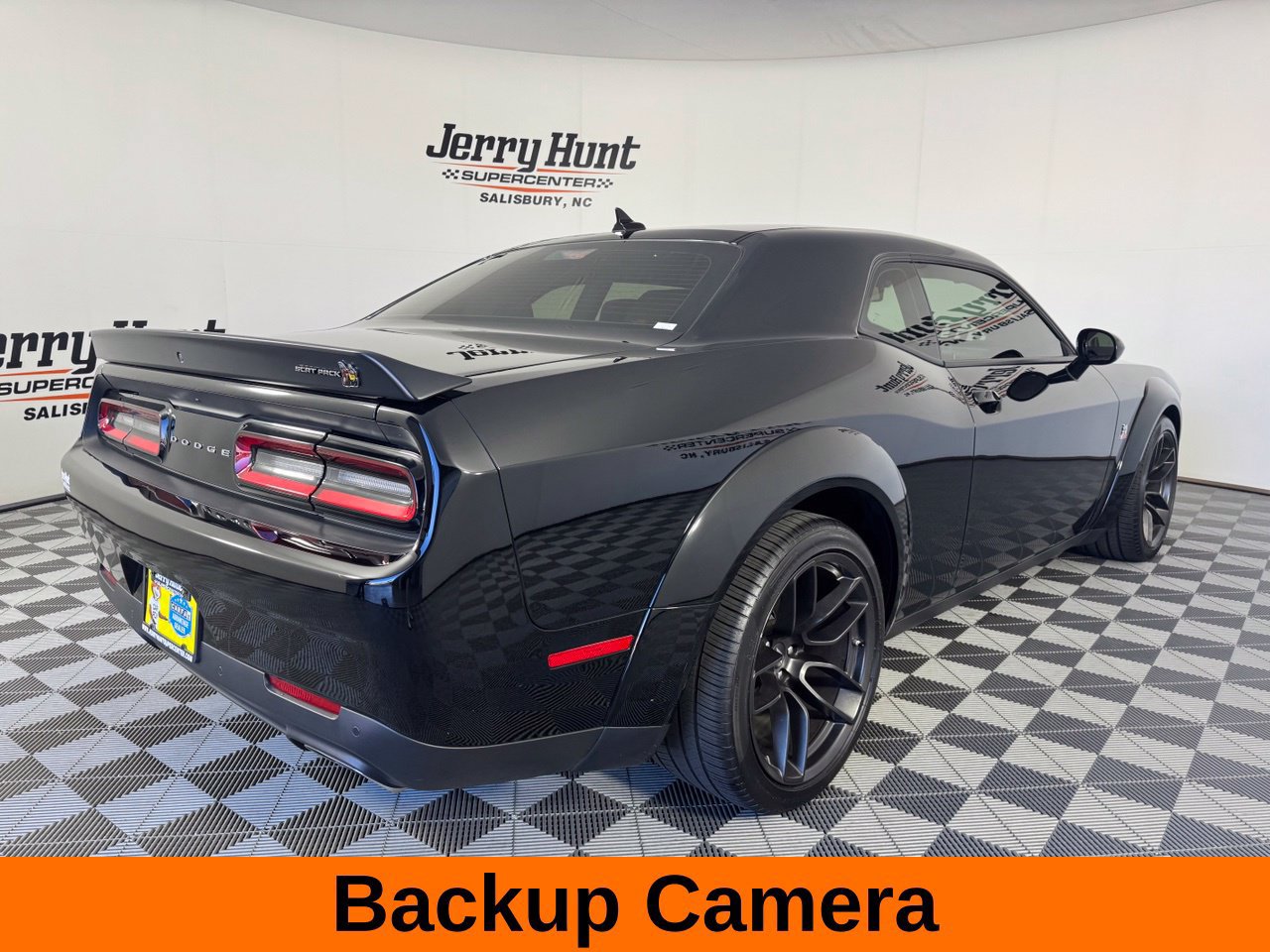 Used 2022 Dodge Challenger R/T Scat Pack RWD image 7