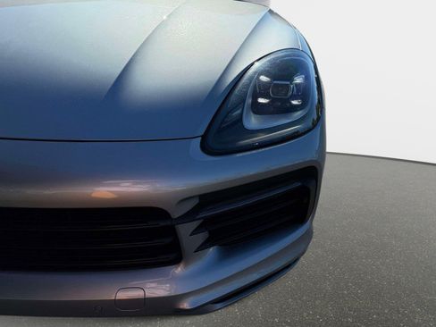 Used 2021 Porsche Cayenne S AWD/4WD image 10