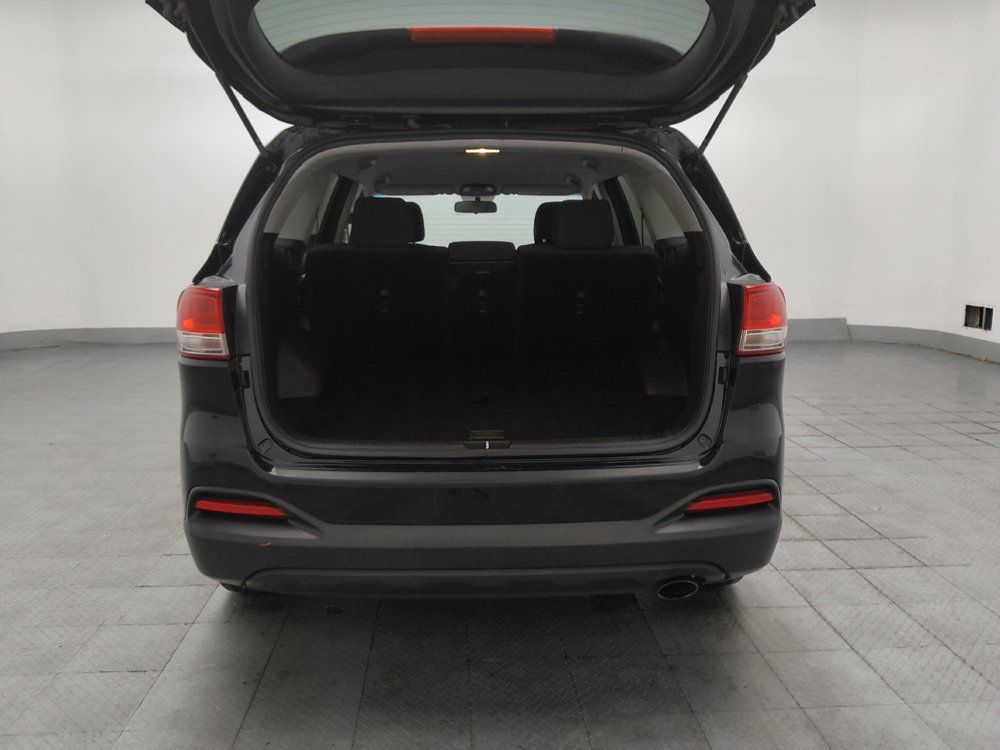 Used 2017 Kia Sorento FWD image 29
