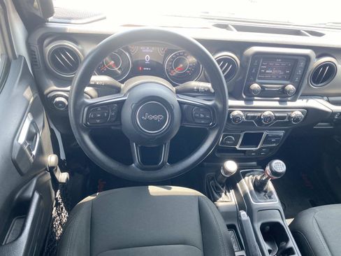 Used 2018 Jeep Wrangler Unlimited Sport AWD/4WD image 18