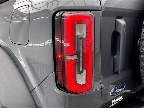 Certified 2023 Ford Bronco Wildtrak AWD/4WD image 30