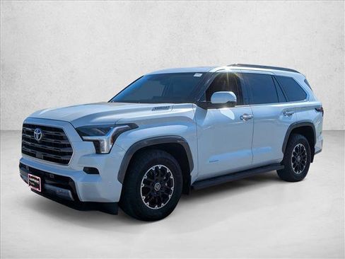 Used 2023 Toyota Sequoia Limited image 4