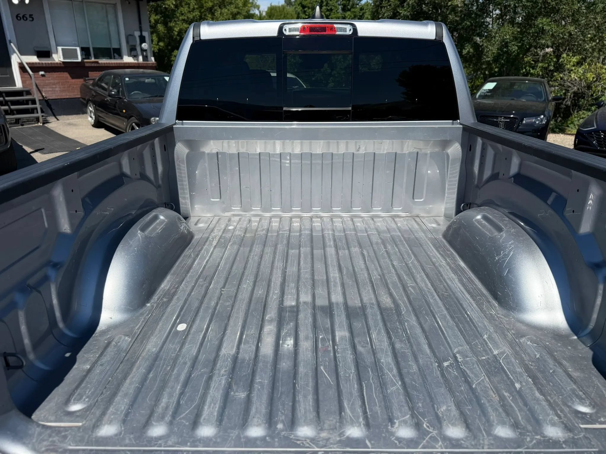 Used 2021 RAM 1500 Laramie AWD/4WD image 15