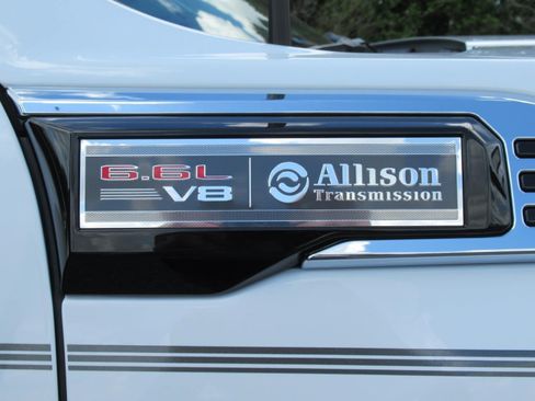 New 2026 GMC Sierra 2500 SLE w/ SLE Value Package; AWD/4WD image 11