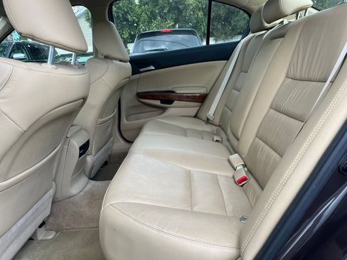Used 2011 Honda Accord EX-L image 26