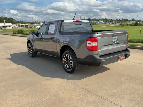 Used 2022 Ford Maverick Lariat image 6