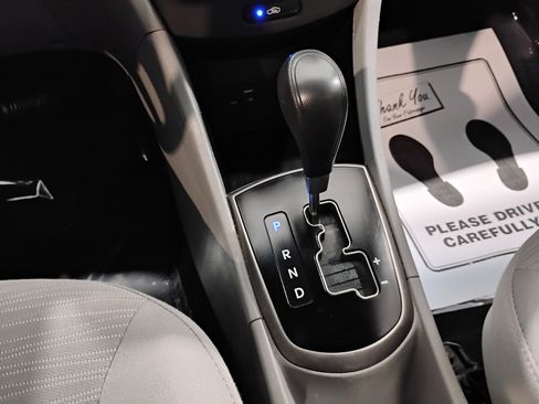 Used 2016 Hyundai Accent SE image 22