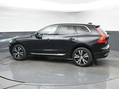 Used 2023 Volvo XC60 B5 Plus w/ Climate Package AWD/4WD image 7