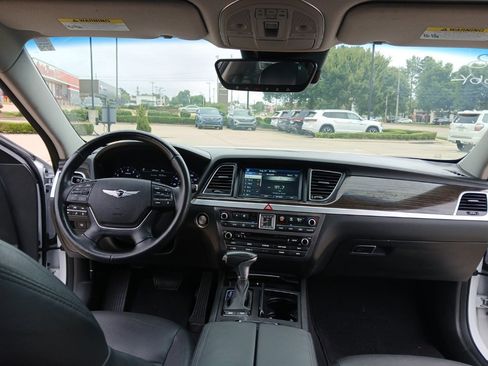 Used 2018 Genesis G80 3.8 w/ Option Group 02 AWD/4WD image 23