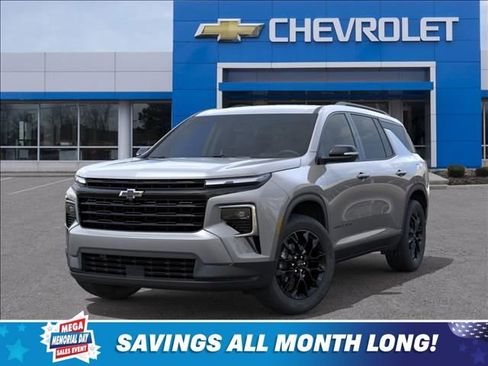 New 2026 Chevrolet Traverse LT w/ Midnight/Sport Edition AWD/4WD image 6