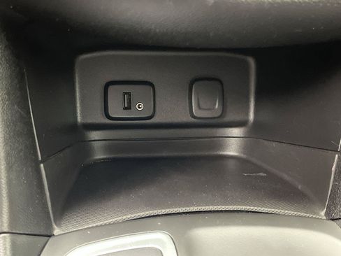 Certified 2018 Chevrolet Equinox LT AWD/4WD image 22