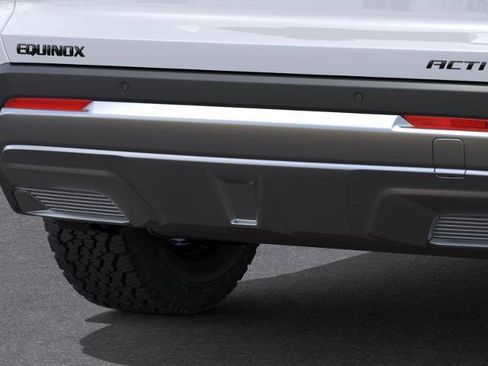 New 2026 Chevrolet Equinox ACTIV image 14