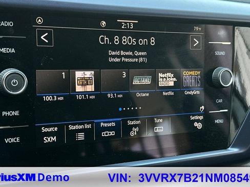 Used 2022 Volkswagen Taos SE FWD image 34