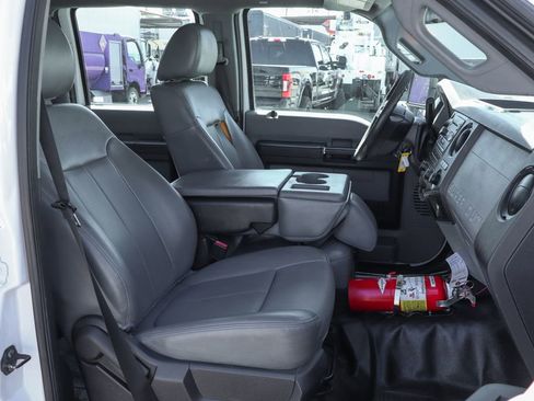 Used 2016 Ford F550 XL image 41