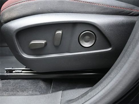 Used 2025 Chevrolet Equinox RS w/ Safety and Technology Package image 20