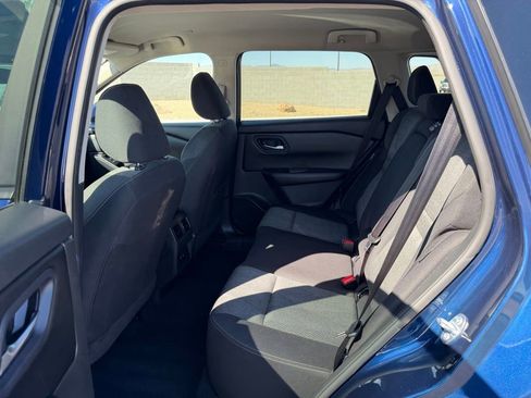 Used 2024 Nissan Rogue SV FWD image 20
