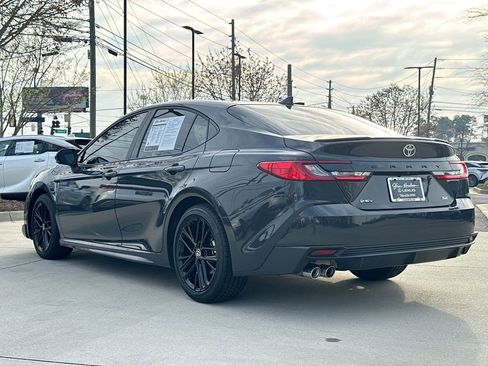 Used 2026 Toyota Camry SE image 6