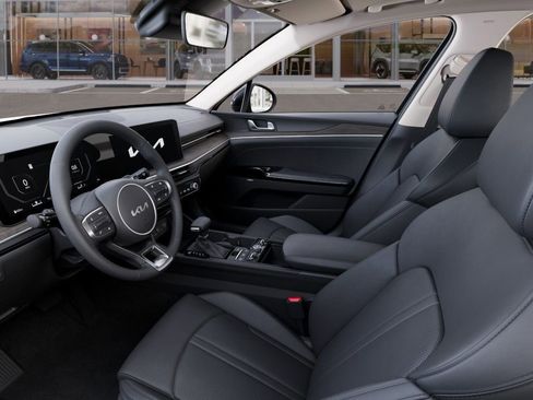 New 2025 Kia K5 EX FWD image 17