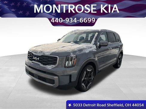 Used 2023 Kia Telluride S image 1