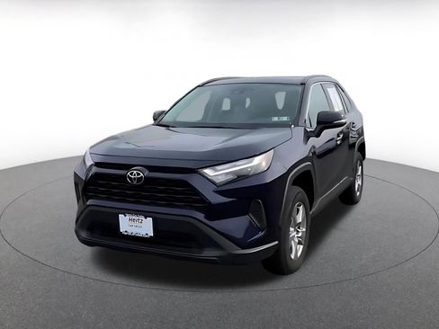 Used 2025 Toyota RAV4 XLE image 6