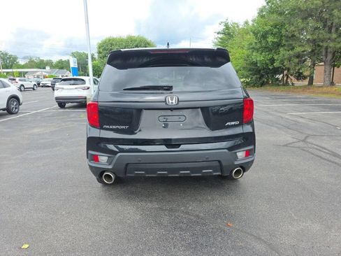 Used 2023 Honda Passport EX-L image 6