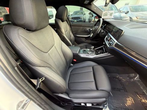 Used 2019 BMW 330i xDrive Sedan w/ Premium Package image 30