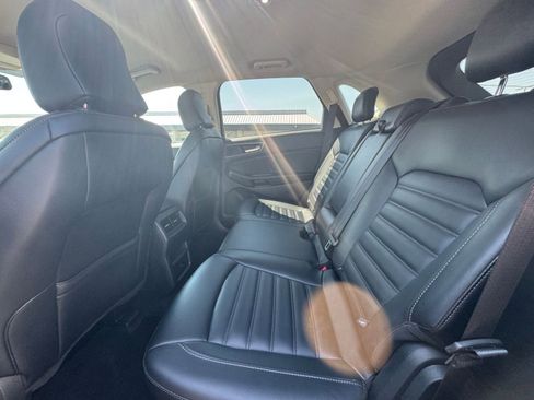 Used 2024 Ford Edge SEL image 23