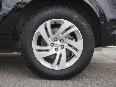 Used 2025 Land Rover Discovery Sport S image 33