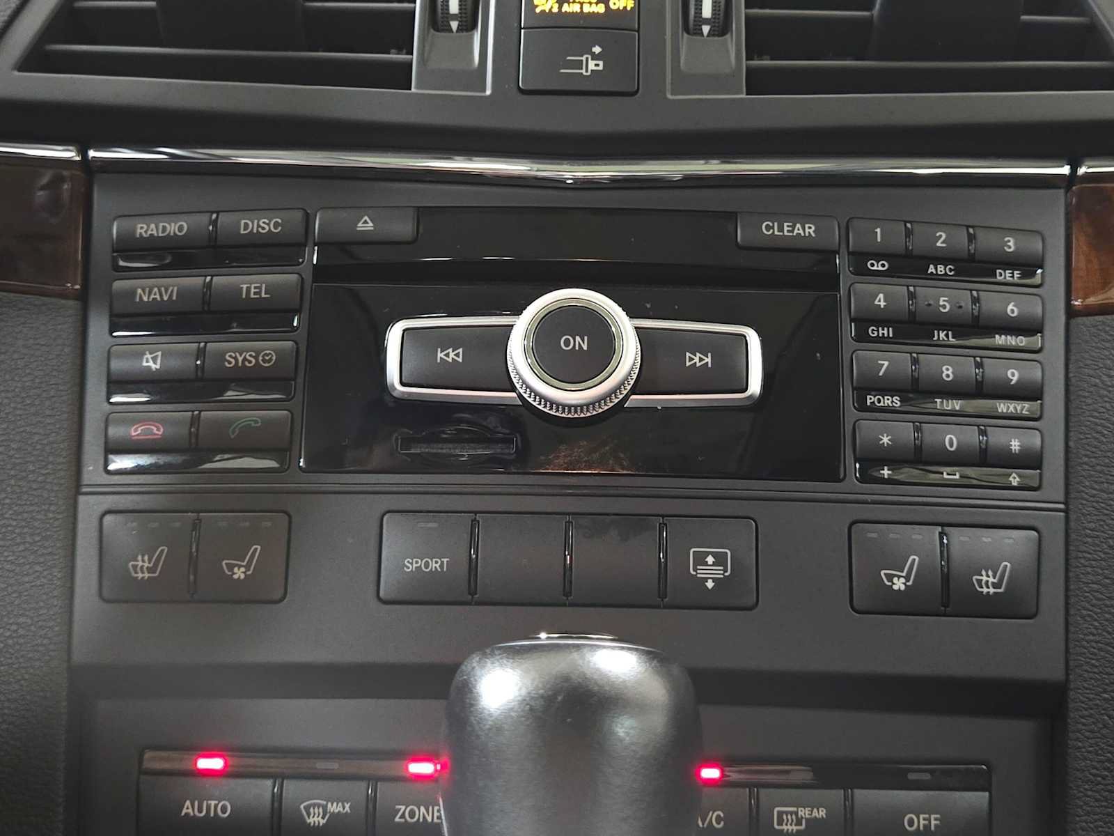 Used 2012 Mercedes-Benz E 550 Coupe image 27