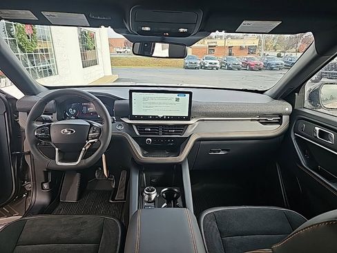 New 2026 Ford Explorer Tremor w/ Tremor Convenience Package image 12