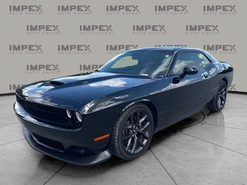 Used 2022 Dodge Challenger GT w/ Plus Package RWD image 1