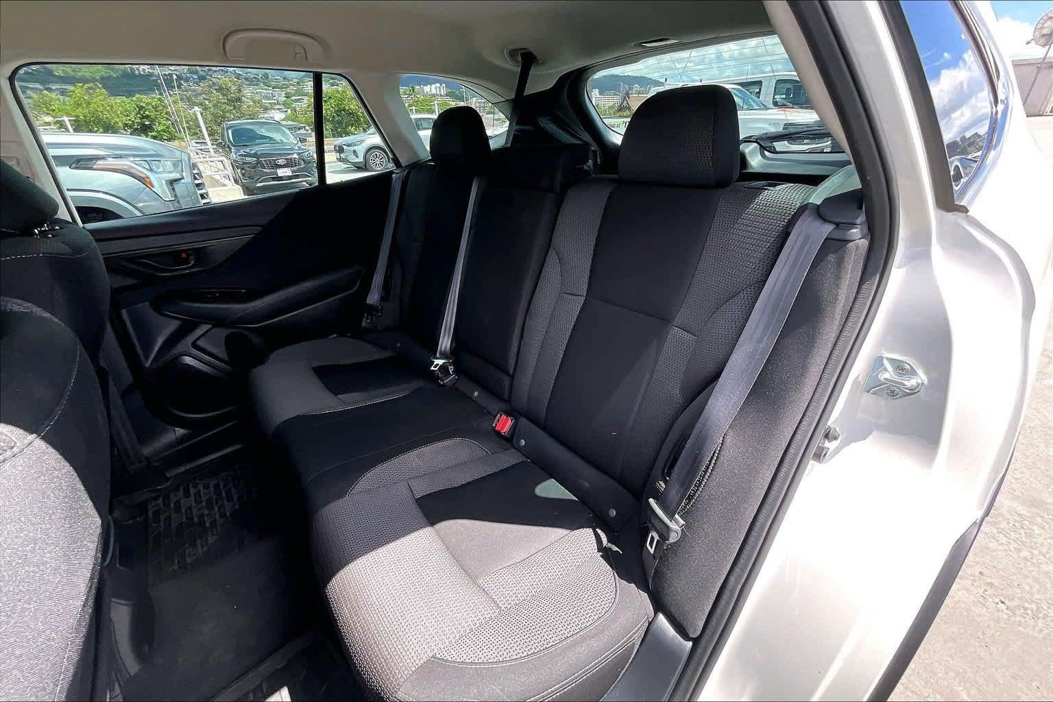 Used 2022 Subaru Outback AWD/4WD image 29