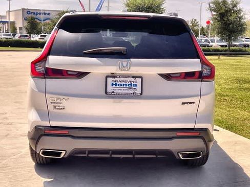 Used 2025 Honda CR-V Sport-L image 6