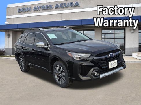 Used 2023 Subaru Outback Touring AWD/4WD image 1