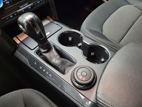 Used 2019 Ford Explorer XLT AWD/4WD image 26