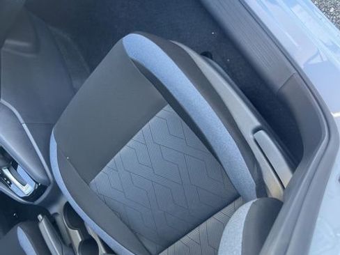 Used 2025 Nissan Versa SV w/ Trunk Package image 21