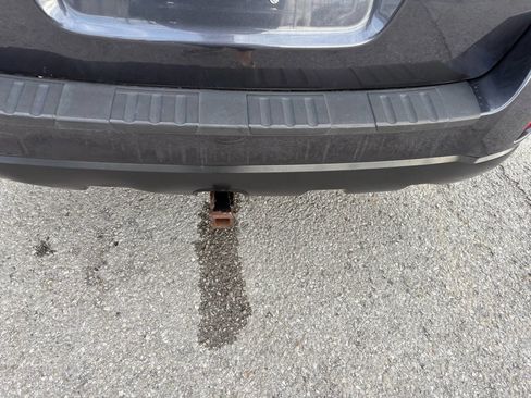 Used 2011 Subaru Outback 2.5i image 10