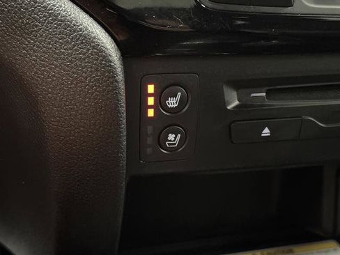 Used 2020 Honda Pilot Black Edition image 8