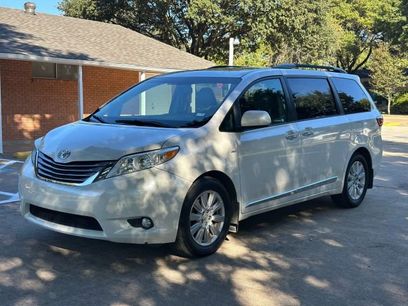 Used 2017 Toyota Sienna XLE Premium