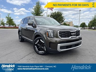 Certified 2024 Kia Telluride S w/ S Sunroof Package