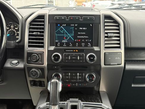 Used 2018 Ford F150 Platinum w/ Equipment Group 701A Luxury image 20