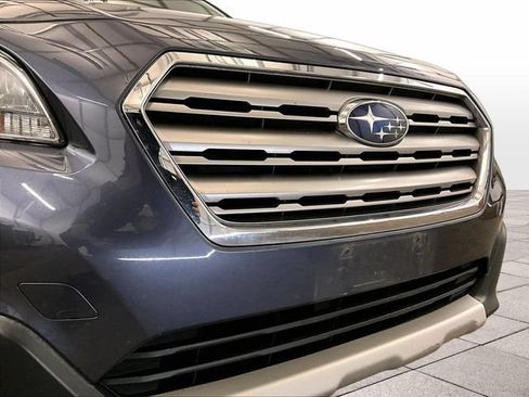 Used 2017 Subaru Outback 3.6R Limited AWD/4WD image 29